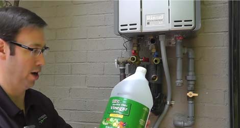 Steps on How to Clean Hot Water Heater With Vinegar