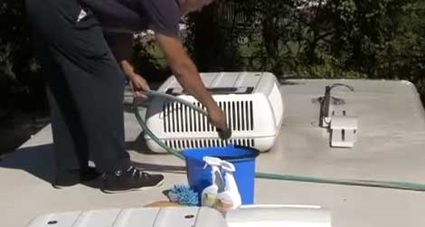 RV Roof Cleaning