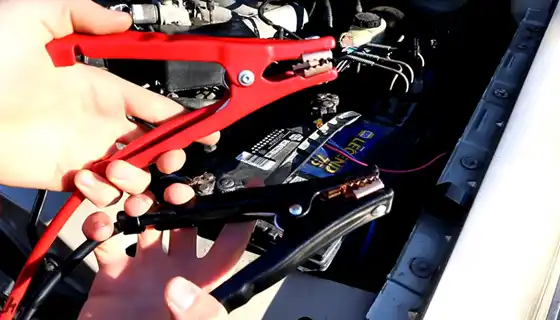 Are There Any Risks of Using Jumper Cables to Charge a Deep Cycle Battery