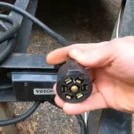 Does a 7 Pin Trailer Plug Charge RV