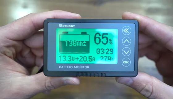 Battery power system voltage