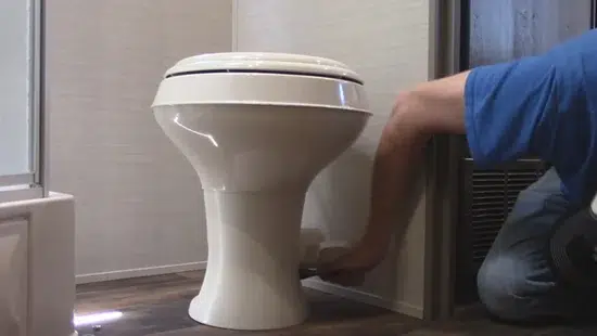 Advantages & Disadvantages of Porcelain RV Toilets