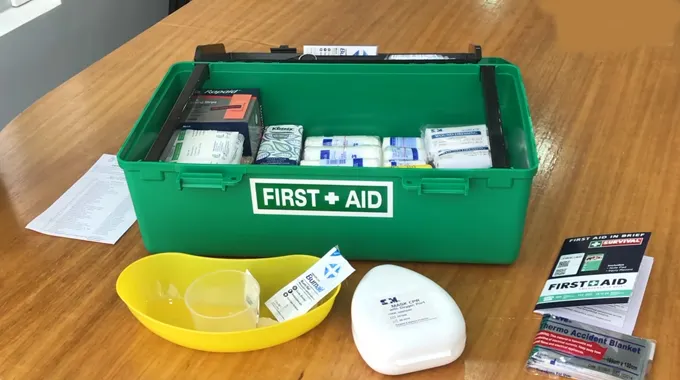 Why Do First Aid Kits Have Expiry Date : 8 Things to Know