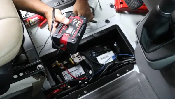 Benefits of Trickle Charging your RV Battery