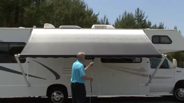 Preventing Awning Fabric Wrinkles on RV