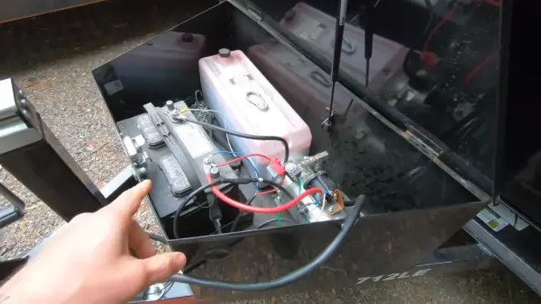 Safety When Charging Dump Trailer Battery from Truck