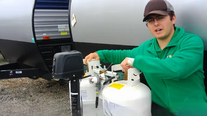 Do You Open Both Propane Tanks On RV: 3 Reasons [Safety Guide]